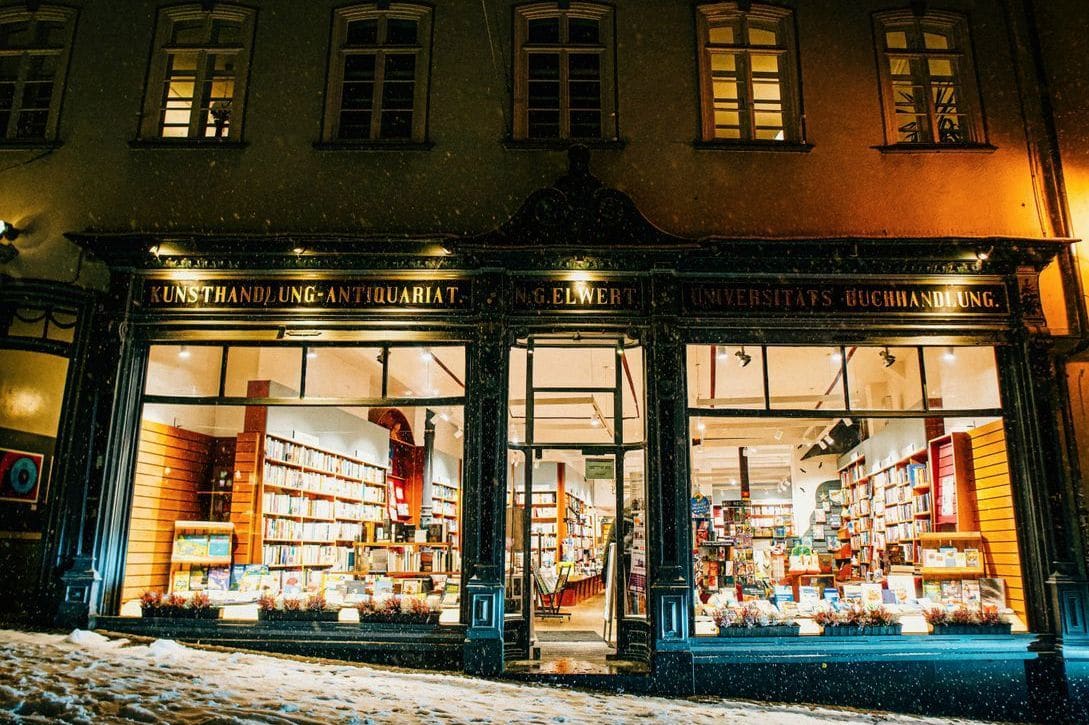 Bücherlicht 6